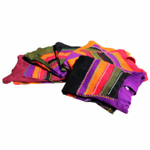 FELPINA MANICA SCAMPANATA CON INSERTI PATCHWORK MULTICOLOR E CAPPUCCIO