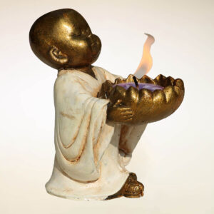BUDDHA IN RESINA DIPINTA BAMBINO CON PORTACANDELE CM 15
