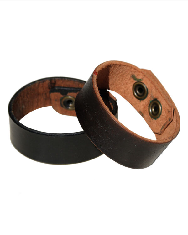 BRACCIALETTI IN CUOIO A FASCIA LISCI