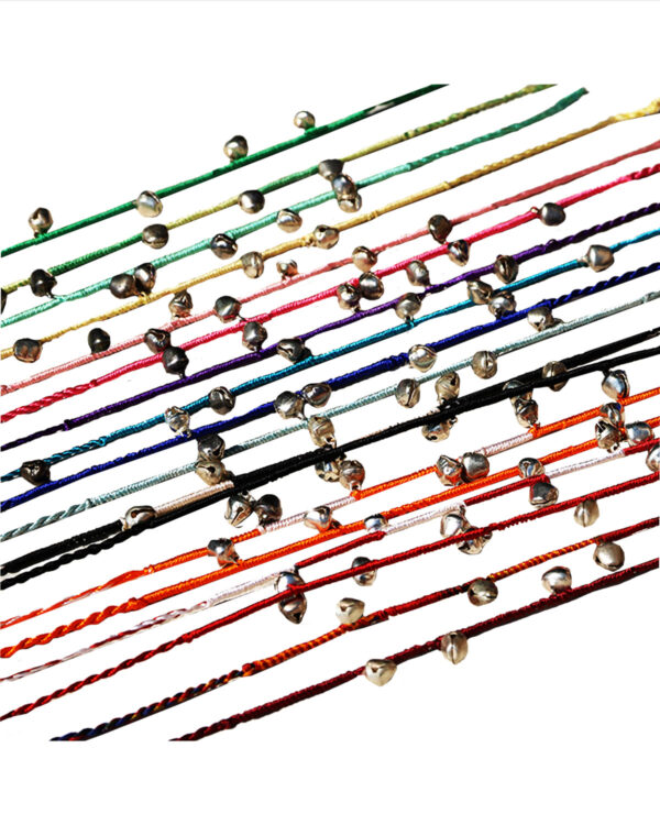 BRACCIALETTI IN FILO CON CAMPANELLINI ( confezione 12 pz. )