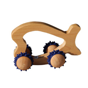 MASSAGGIATORE IN LEGNO NATURALE CON ROTELLE