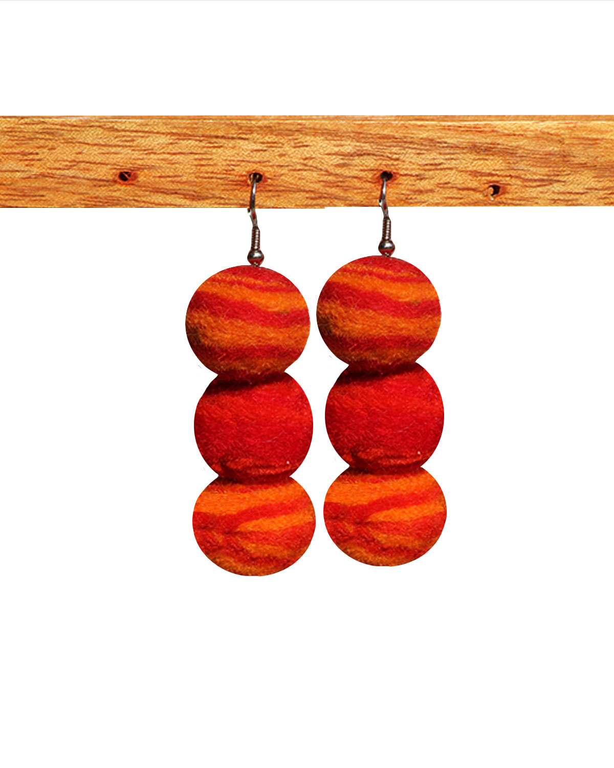 8473_2 ORECCHINI IN LANA COTTA 3 PALLINE A SPIRALE