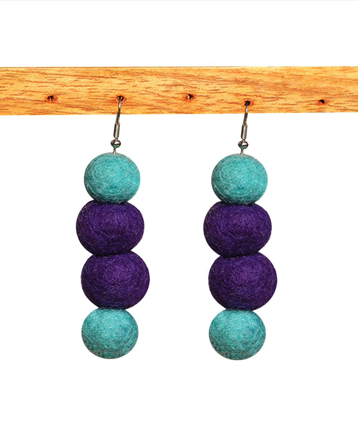 8474_1 ORECCHINI IN LANA COTTA CON PALLINE