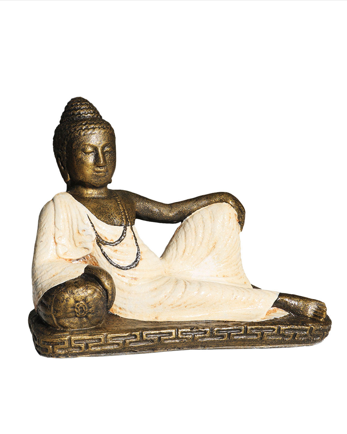 2470_1 STATUA IN RESINA DIPINTA BUDDHA SUL DIVANO CM 50