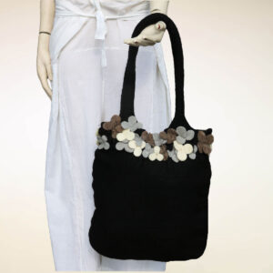 BORSA IN LANA COTTA GIGANTE CON FIORI