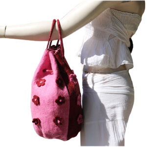 SACCA IN LANA COTTA CON FIORI