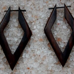 ORECCHINI IN LEGNO ROMBO ALLUNGATO CON BASTONCINO